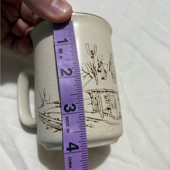 Charming Cottage Mug - Cream - Picture 6 of 6